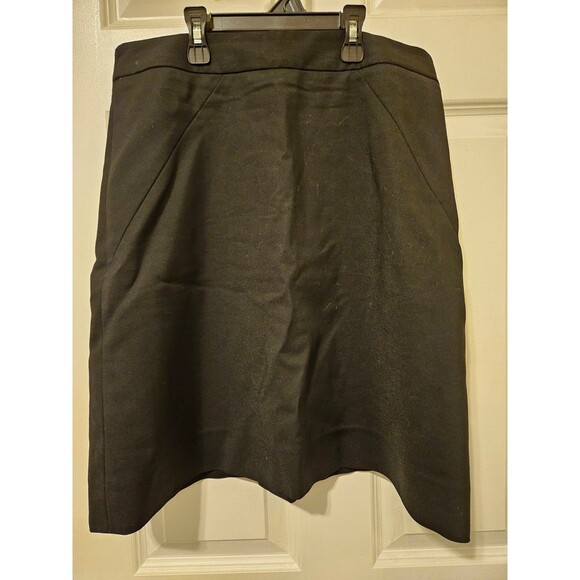 Kate Spade New York Black Skirt Gold Zip Up Back Size 8 - Picture 1 of 7